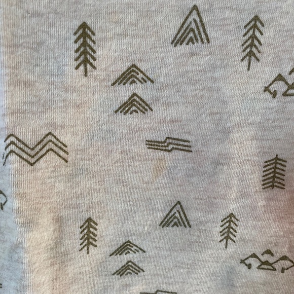 Tan Patterned Tee - Picture 4 of 5